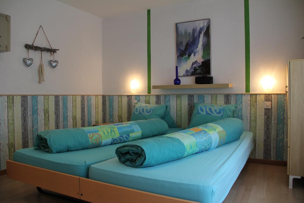 Pension Heino Saas-Grund Δωμάτιο φωτογραφία