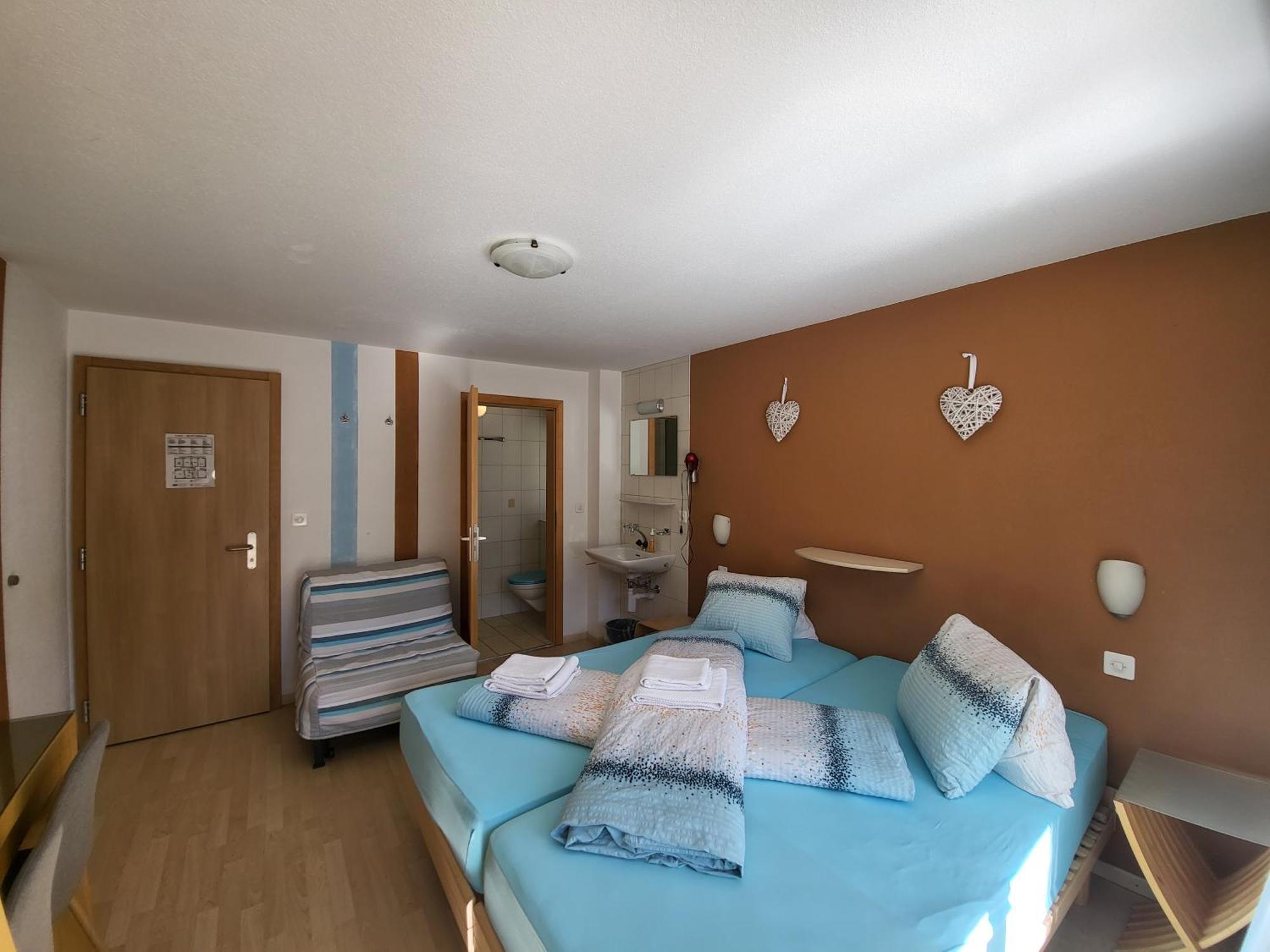 Pension Heino Saas-Grund Εξωτερικό φωτογραφία