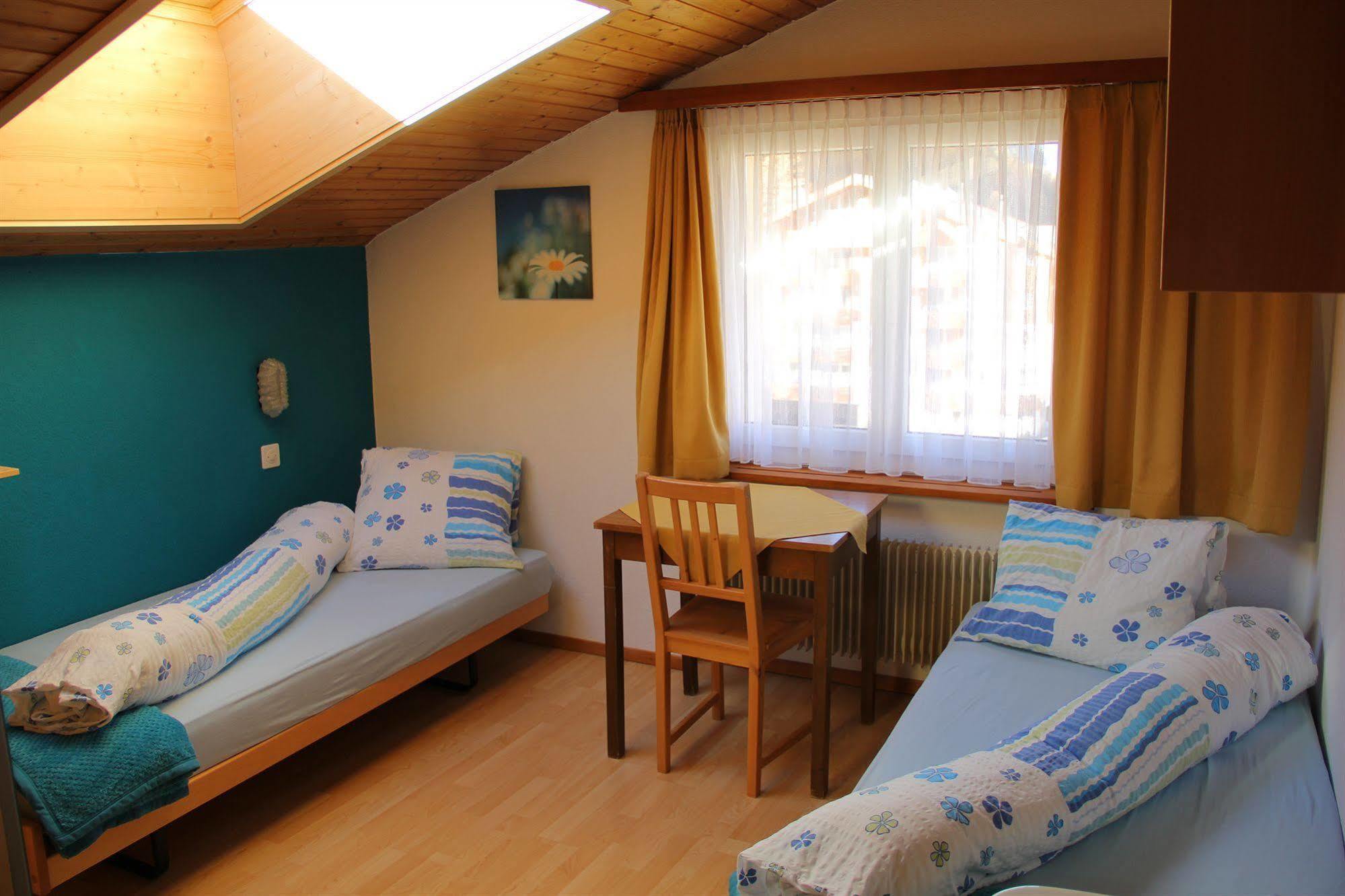 Pension Heino Saas-Grund Εξωτερικό φωτογραφία