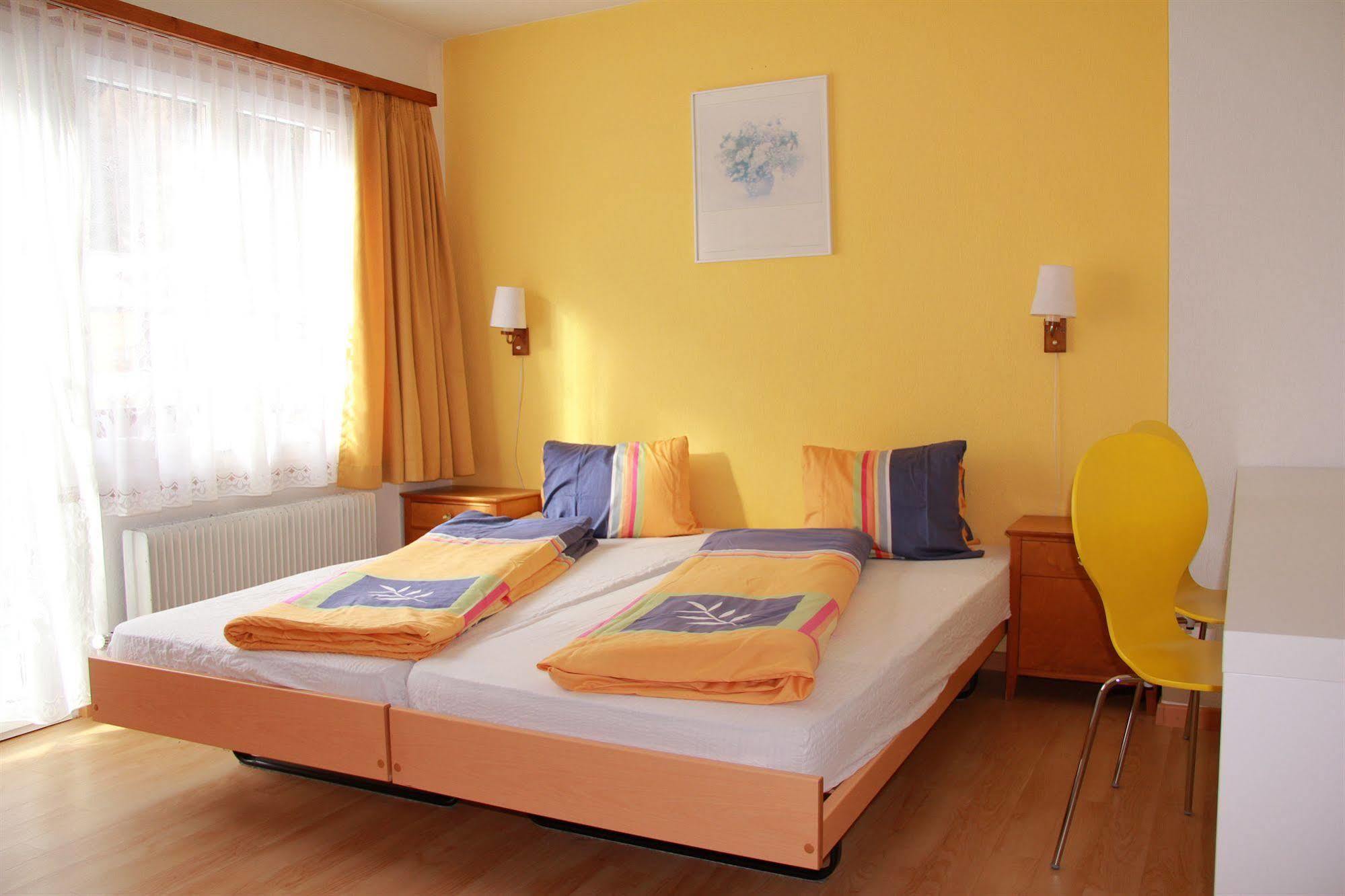 Pension Heino Saas-Grund Εξωτερικό φωτογραφία