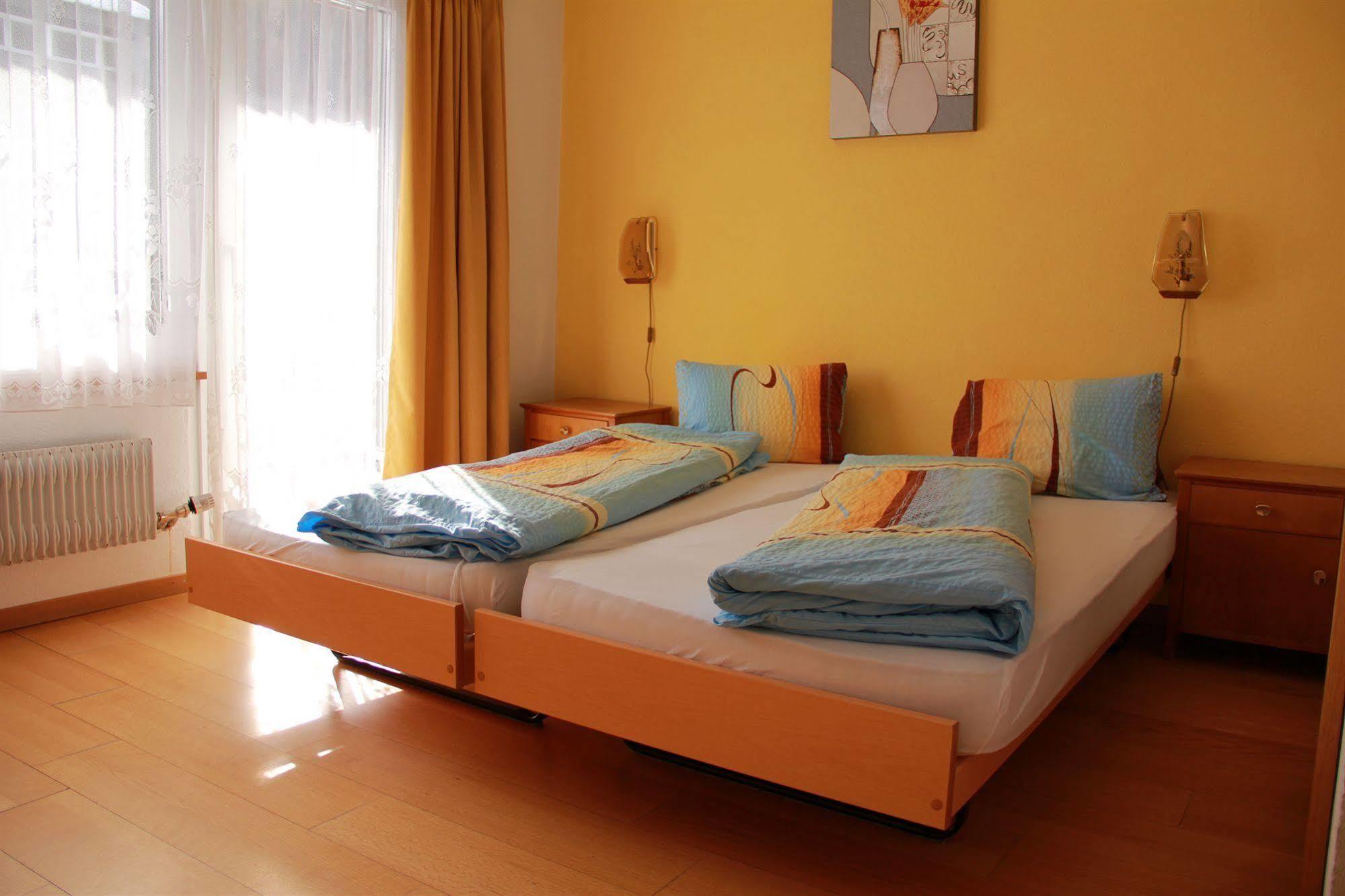 Pension Heino Saas-Grund Εξωτερικό φωτογραφία